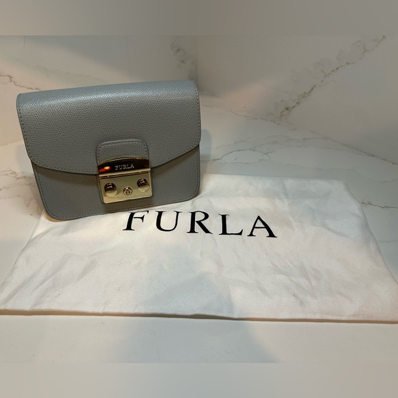 Furla Metropolis Leather Two Way (Shoulder/Clutch) Mini Bag - Picture 1 of 16